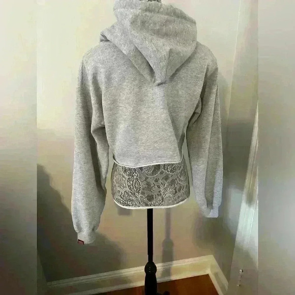NWOT Women’s Crenshaw Marathon Clothing Cropped Heather Grey Hoodie. Sz: S. - Picture 5 of 9